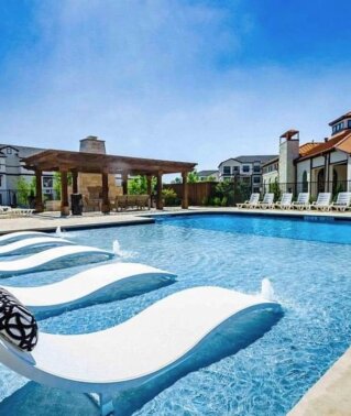 Berkshire Preserve Pool