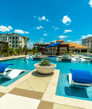 Park at Bayside Pool Area