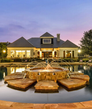 Palm Valley Fountain at Twilight